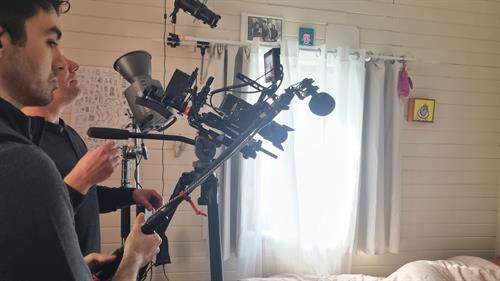 Behind the scenes on Linda