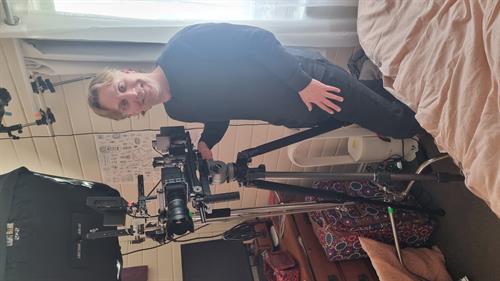 Behind the scenes on Linda